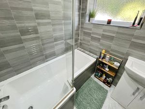 Bathroom- click for photo gallery
